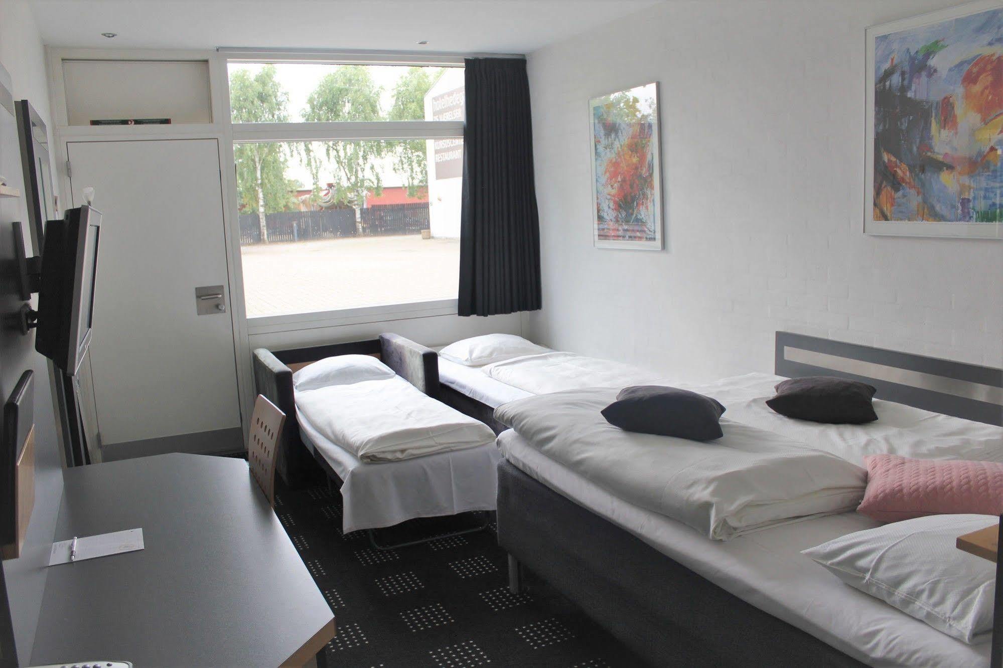 Hotel Hedegaarden Vejle Exteriör bild
